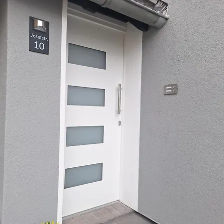 Eva's - Naehe Phantasialand, Therme Euskirchen, Eifel,sehr Gute Bahnanbindung Nach Koeln Apartment Weilerswist